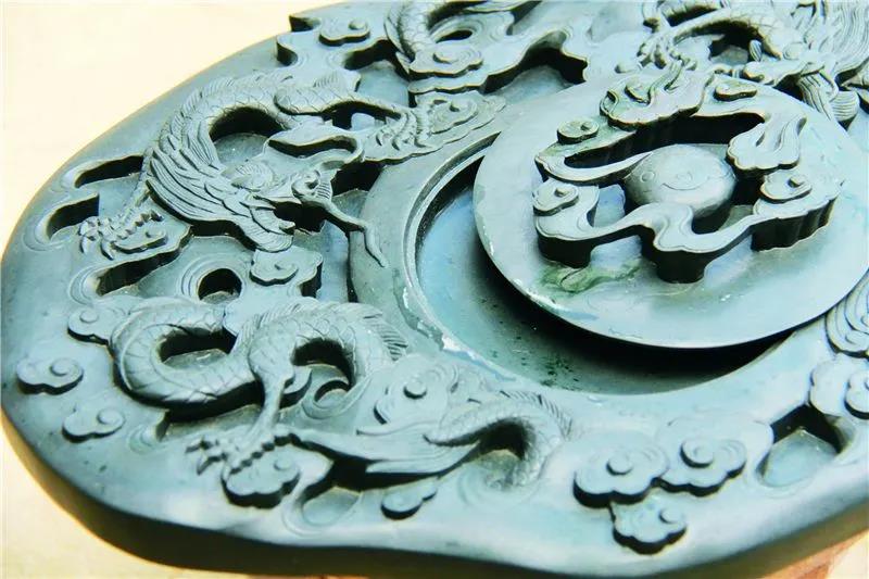 一方鳳羽硯 風(fēng)雨傳承300年    大理商務(wù)會展